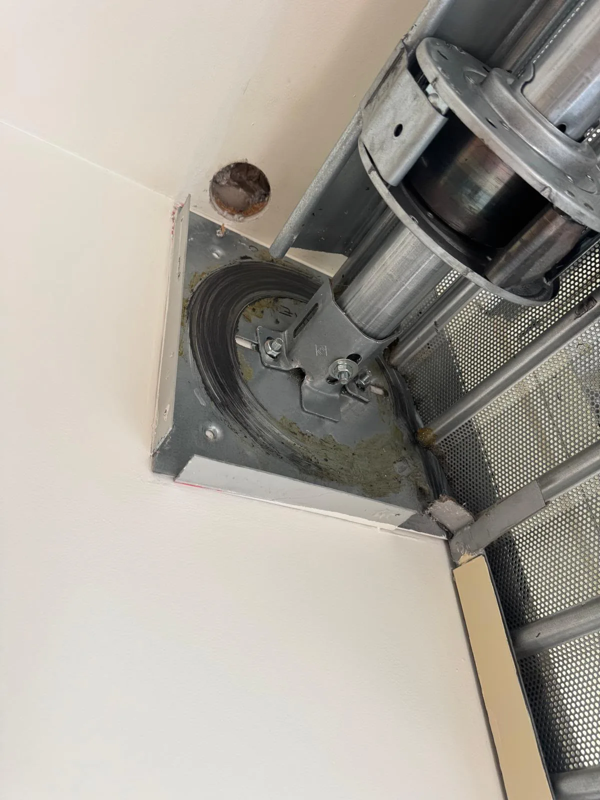 Motorisation de rideau métallique à Saint-Maur-des-Fossés